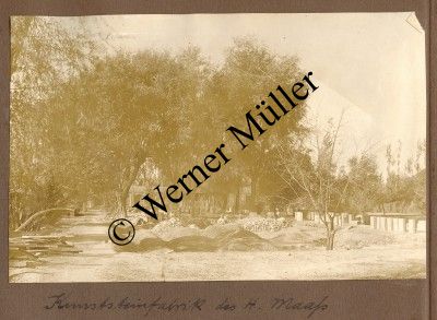 Kunststeinfabrik (Beton) in der die Ornamente f�r den Darulama-Palast angefertigt wurden.