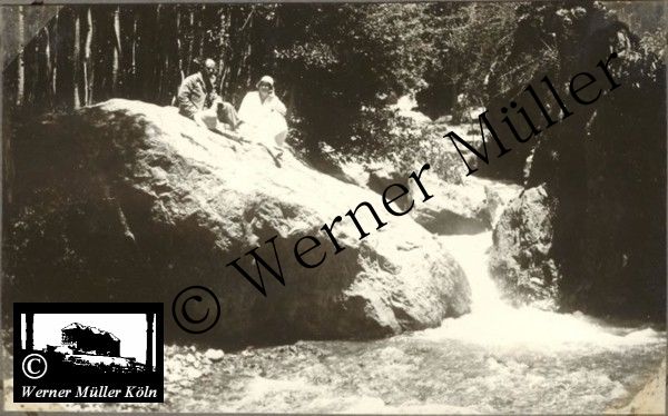 Foto Wilhelm Rieck , Afghanistan, Darulaman, Darul-Aman, Berlin, 1922, Amanullah, Rieck, Kabul, Tape-Taj-Beg, Maass, Harten, Standke, Plessen, Kandahar, Horten, Harten, Bau, Palast, Bazar, Timur Schah, Partschin, Parschin, Teheran, Persien, Iran, aden, Vesuv, Neapel, Bombay, Maass, Bagman, Grobba, Gerber, Burg, wandgem&auml;lde, K&ouml;nigszimmer, Elefantenrennen, B&uuml;nte, Fensterblick, Winter, Reiterverein, Grantham, Suraija, Turmzimmer, Suez, Lyzeum, Schl&uuml;terstr, Berlin, Sancoussi, Potsdam, Schlossd&auml;cher, Schlossdach, Schachpartner, Kupfterd&auml;cher, Kupfterdach, K&ouml;niglich Afghanischen Gesandtschaft, Berlin-Moabit, Alim Khan, Emir von Buchara, Lalander, Thaj Mahal, Agra, Parron, Baron Plessen, Mehl-Bazar, Mehlh&auml;ndler, Obsth&auml;ndler, Zuckerb&auml;cker, Silberschmiede, Habibullah, Bank Ottoman, Pulverfabrik, Uran-Wiederaufbereitungsanlagen, F13, Gallipoli, 